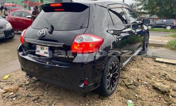 Buy New Toyota Auris Black Car in Douala in Littoral Cameroon