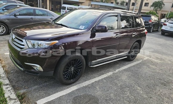 Buy New Toyota Highlander Other Car in Douala in Littoral Cameroon Buy New Toyota Highlander Other Car in Douala in Littoral Cameroon