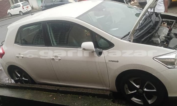 Buy New Toyota Auris Silver Car in Douala in Littoral Cameroon Buy New Toyota Auris Silver Car in Douala in Littoral Cameroon