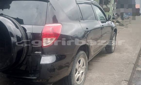 Acheter Neuf Voiture Toyota RAV4 Noir à Douala, Littoral Cameroon Acheter Neuf Voiture Toyota RAV4 Noir à Douala, Littoral Cameroon