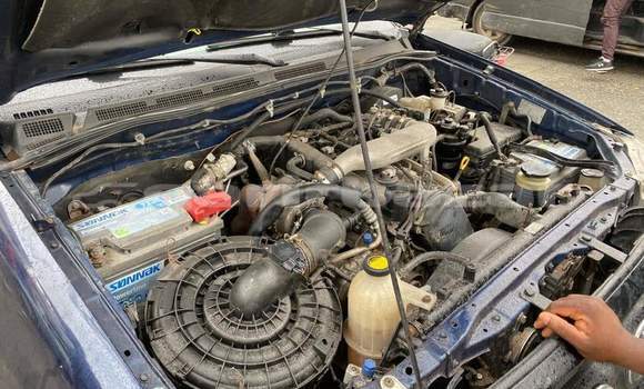 Acheter Occasion Voiture Toyota Hilux Bleu à Douala, Littoral Cameroon Acheter Occasion Voiture Toyota Hilux Bleu à Douala, Littoral Cameroon