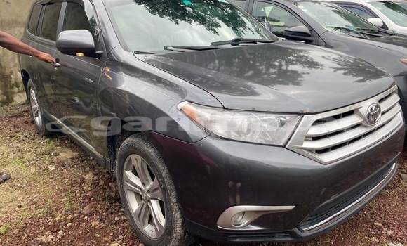 Acheter Neuf Voiture Toyota Highlander Autre à Douala, Littoral Cameroon Acheter Neuf Voiture Toyota Highlander Autre à Douala, Littoral Cameroon