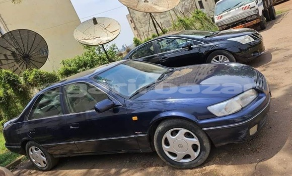 Acheter Neuf Voiture Toyota Camry Bleu à Yaoundé, Central Cameroon Acheter Neuf Voiture Toyota Camry Bleu à Yaoundé, Central Cameroon