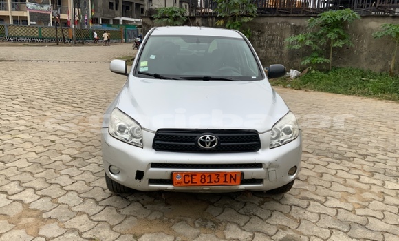 Buy Used Toyota RAV4 Silver Car in Douala in Littoral Cameroon Buy Used Toyota RAV4 Silver Car in Douala in Littoral Cameroon