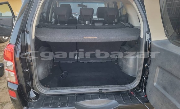 Sayi Na hannu Suzuki Vitara Blue Mota in Buea a Yammacin Kamaru Sayi Na hannu Suzuki Vitara Blue Mota in Buea a Yammacin Kamaru