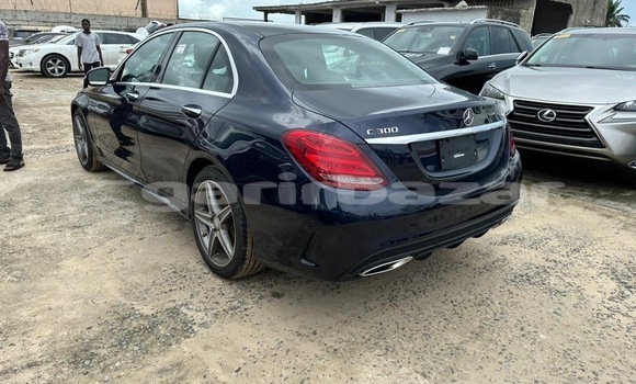 Acheter Neuf Voiture Mercedes‒Benz C-klasse Bleu à Douala, Littoral Cameroon Acheter Neuf Voiture Mercedes‒Benz C-klasse Bleu à Douala, Littoral Cameroon