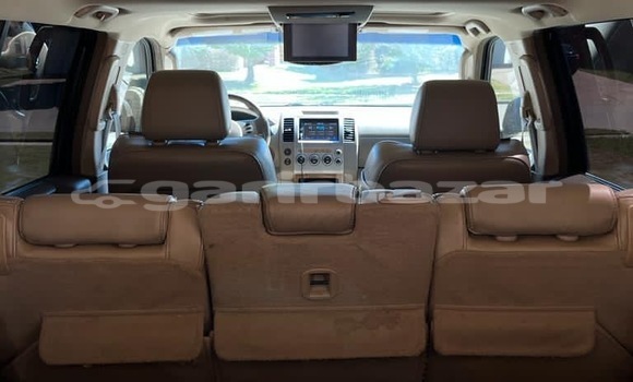 Sayi Sabo Nissan Pathfinder Brown Mota in Douala a Ƙasar Kamaru Sayi Sabo Nissan Pathfinder Brown Mota in Douala a Ƙasar Kamaru