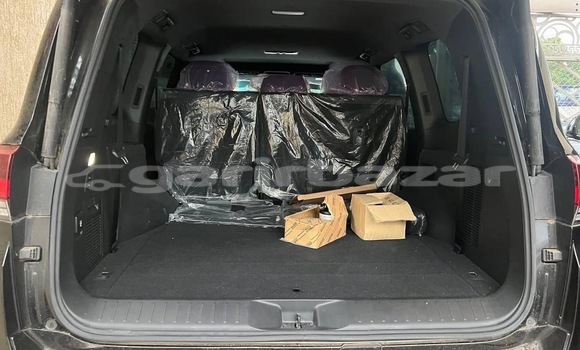 Sayi Sabo Toyota Land Cruiser Black Mota in Yaounde a Babban Kamaru Sayi Sabo Toyota Land Cruiser Black Mota in Yaounde a Babban Kamaru