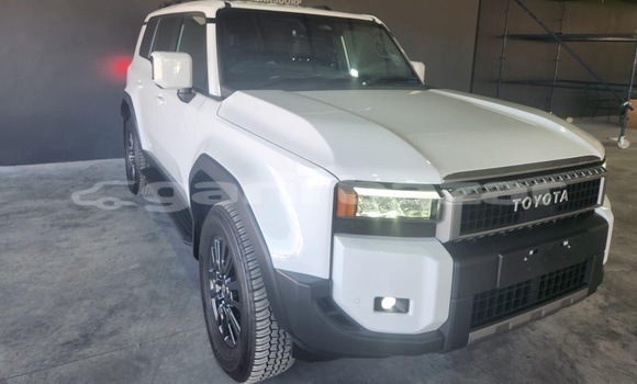 Acheter Neuf Voiture Toyota Land Cruiser Blanc à Douala, Littoral Cameroon Acheter Neuf Voiture Toyota Land Cruiser Blanc à Douala, Littoral Cameroon