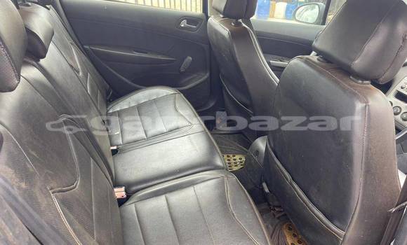 Sayi Na hannu Peugeot 206 Blue Mota in Bafoussam a West Kamaru Sayi Na hannu Peugeot 206 Blue Mota in Bafoussam a West Kamaru