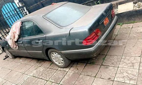 Sayi Na hannu Mercedes-Benz C-Classe Sauran Mota in Douala a Ƙasar Kamaru