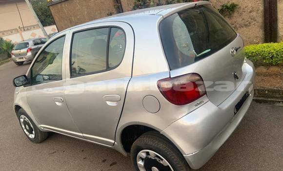 Sayi Na hannu Toyota Yaris Sauran Mota in Douala a Ƙasar Kamaru