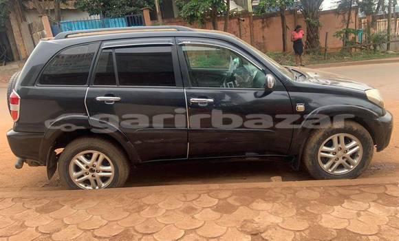 Sayi Na hannu Toyota RAV4 Sauran Mota in Douala a Ƙasar Kamaru Sayi Na hannu Toyota RAV4 Sauran Mota in Douala a Ƙasar Kamaru