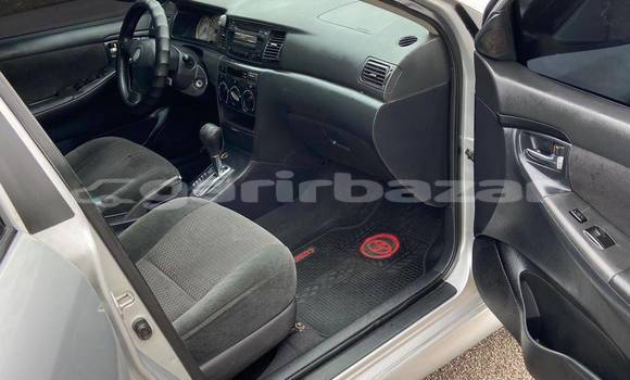 Sayi Na hannu Toyota Corolla Sauran Mota in Douala a Ƙasar Kamaru Sayi Na hannu Toyota Corolla Sauran Mota in Douala a Ƙasar Kamaru