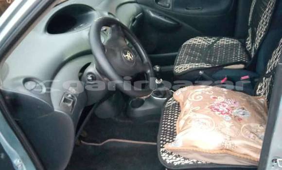 Sayi Na hannu Toyota Yaris Sauran Mota in Douala a Ƙasar Kamaru Sayi Na hannu Toyota Yaris Sauran Mota in Douala a Ƙasar Kamaru