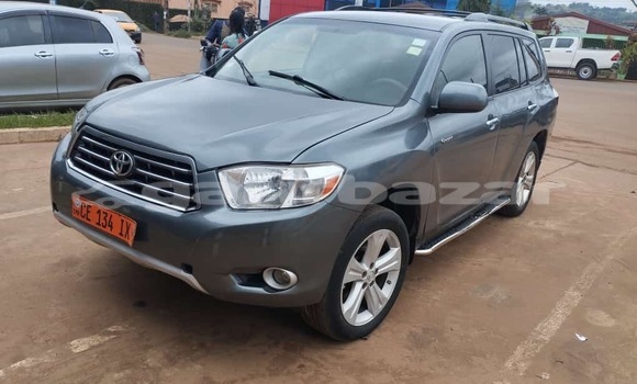 Acheter Occasion Voiture Toyota Highlander Autre à Yaoundé, Central Cameroon