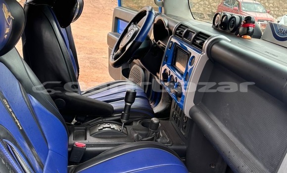 Sayi Sabo Toyota Urban Cruiser Blue Mota in Yaounde a Babban Kamaru Sayi Sabo Toyota Urban Cruiser Blue Mota in Yaounde a Babban Kamaru