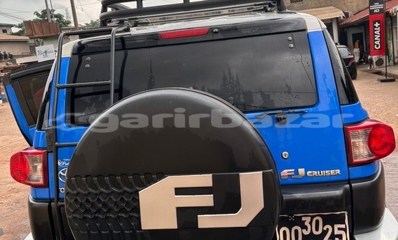 Sayi Sabo Toyota Urban Cruiser Blue Mota in Yaounde a Babban Kamaru Sayi Sabo Toyota Urban Cruiser Blue Mota in Yaounde a Babban Kamaru