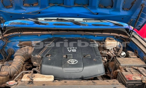 Sayi Sabo Toyota Urban Cruiser Blue Mota in Yaounde a Babban Kamaru Sayi Sabo Toyota Urban Cruiser Blue Mota in Yaounde a Babban Kamaru