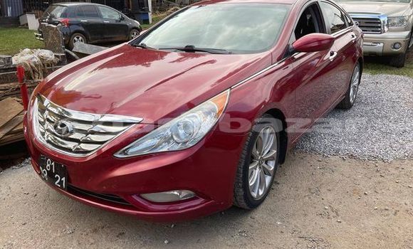 Sayi Na hannu Hyundai Sonata Red Mota in Abong–Mbang a Gabas Kamaru Sayi Na hannu Hyundai Sonata Red Mota in Abong–Mbang a Gabas Kamaru
