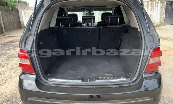 Buy Used Mercedes‒Benz ML–Class Black Car in Douala in Littoral Cameroon Buy Used Mercedes‒Benz ML–Class Black Car in Douala in Littoral Cameroon
