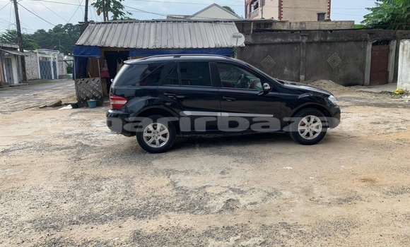 Buy Used Mercedes‒Benz ML–Class Black Car in Douala in Littoral Cameroon Buy Used Mercedes‒Benz ML–Class Black Car in Douala in Littoral Cameroon