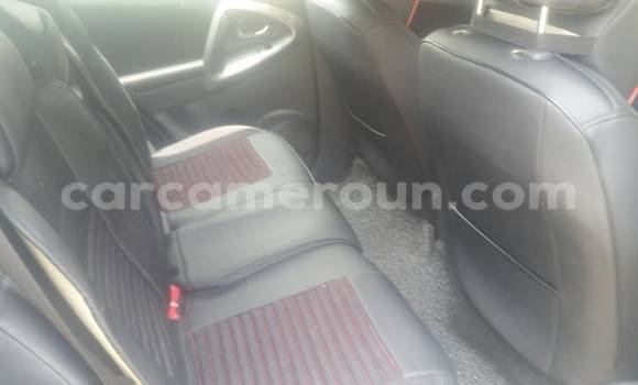 Acheter Occasion Voiture Toyota RAV4 Gris à Douala, Littoral Cameroon Acheter Occasion Voiture Toyota RAV4 Gris à Douala, Littoral Cameroon