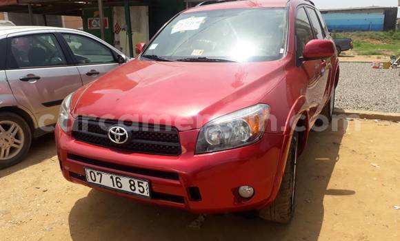 Acheter Occasion Voiture Toyota RAV4 Rouge à Douala au Littoral Cameroon Acheter Occasion Voiture Toyota RAV4 Rouge à Douala au Littoral Cameroon