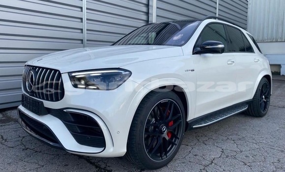 Sayi Sabo Mercedes‒Benz GLE White Mota in Douala a Ƙasar Kamaru Sayi Sabo Mercedes‒Benz GLE White Mota in Douala a Ƙasar Kamaru