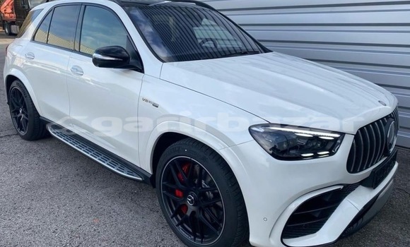 Sayi Sabo Mercedes‒Benz GLE White Mota in Douala a Ƙasar Kamaru Sayi Sabo Mercedes‒Benz GLE White Mota in Douala a Ƙasar Kamaru
