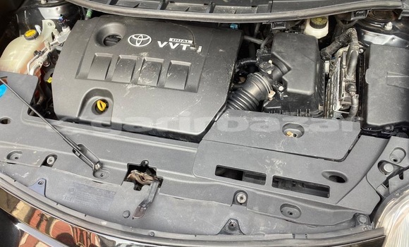 Sayi Sabo Toyota Auris Black Mota in Douala a Ƙasar Kamaru Sayi Sabo Toyota Auris Black Mota in Douala a Ƙasar Kamaru