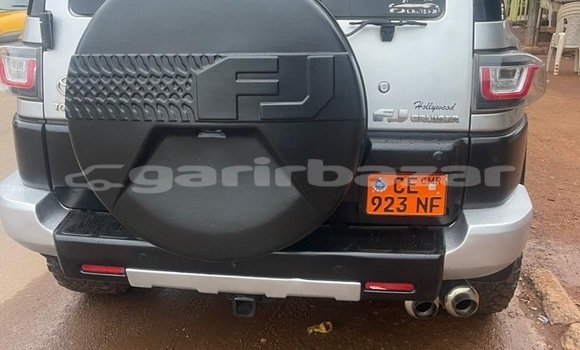 Acheter Neuf Voiture Toyota FJ Cruiser Gris à Yaoundé, Central Cameroon
