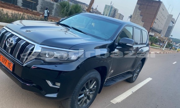 Acheter Occasion Voiture Toyota Prado Noir à Yaoundé, Central Cameroon