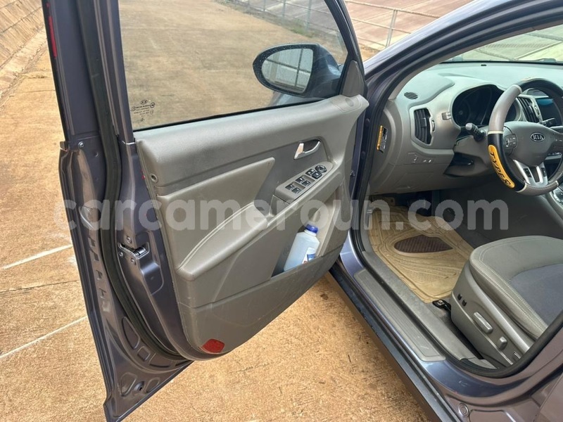 Big with watermark kia sportage central cameroon yaounde 14427