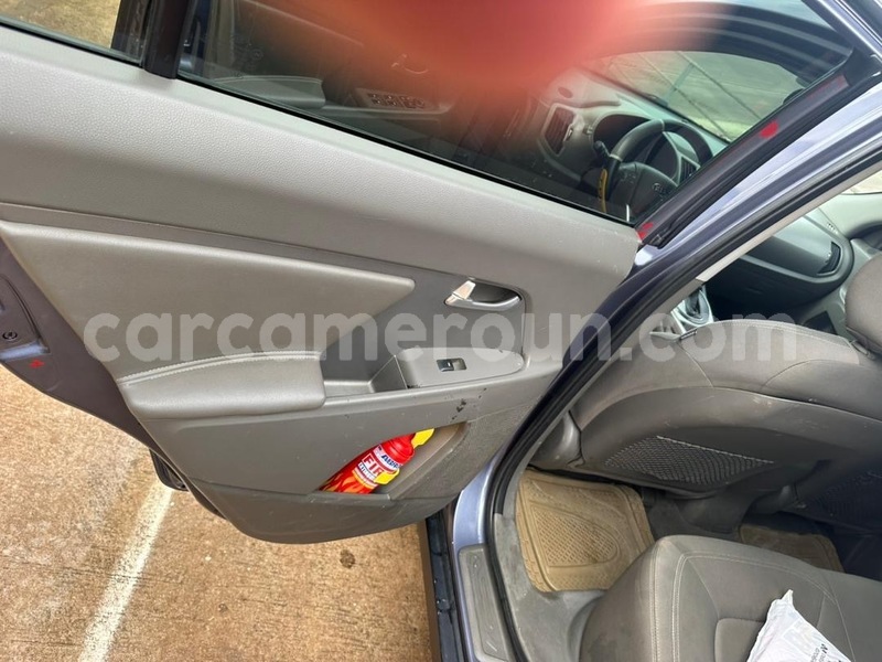 Big with watermark kia sportage central cameroon yaounde 14427