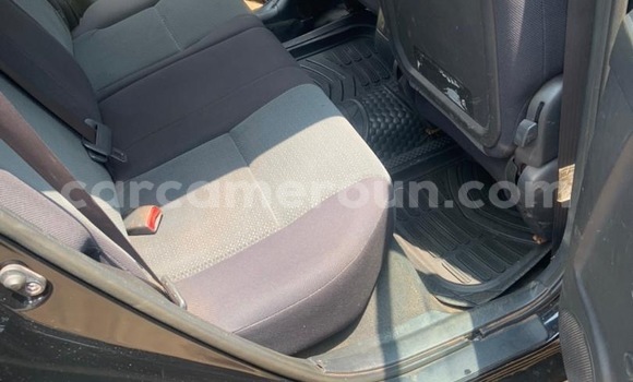 Acheter Occasion Voiture Toyota Matrix Noir à Yaoundé, Central Cameroon Acheter Occasion Voiture Toyota Matrix Noir à Yaoundé, Central Cameroon