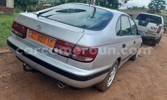 Sayi Na hannu Toyota Carina E Azurfa Mota in Yaounde a Babban Kamaru Sayi Na hannu Toyota Carina E Azurfa Mota in Yaounde a Babban Kamaru