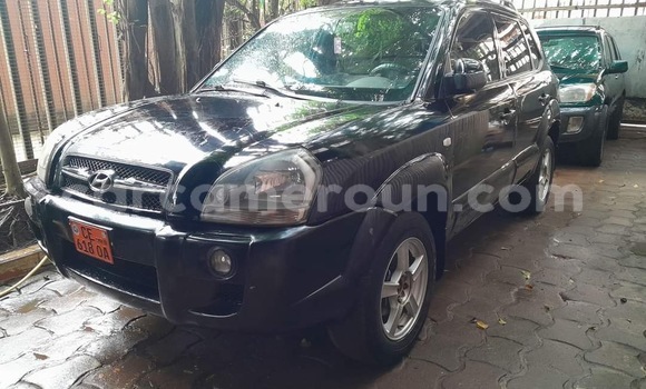 Sayi Na hannu Hyundai Tucson Black Mota in Yaounde a Babban Kamaru Sayi Na hannu Hyundai Tucson Black Mota in Yaounde a Babban Kamaru