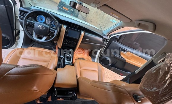 Buy New Toyota Fortuner White Car in Yaounde in Central Cameroon Buy New Toyota Fortuner White Car in Yaounde in Central Cameroon