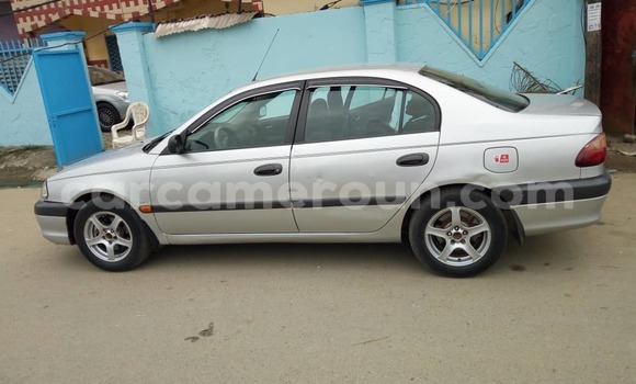 Acheter Occasion Voiture Toyota Avensis Gris à Douala au Littoral Cameroon Acheter Occasion Voiture Toyota Avensis Gris à Douala au Littoral Cameroon