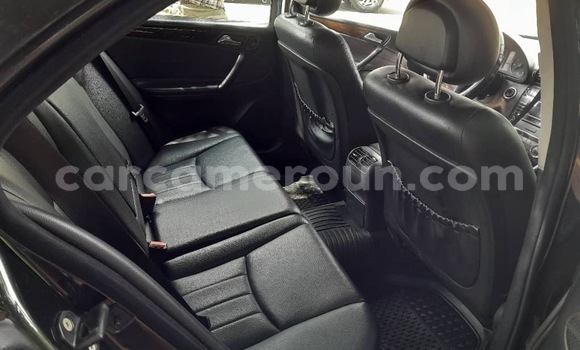 Acheter Occasion Voiture Mercedes‒Benz C-klasse Noir à Yaoundé, Central Cameroon Acheter Occasion Voiture Mercedes‒Benz C-klasse Noir à Yaoundé, Central Cameroon