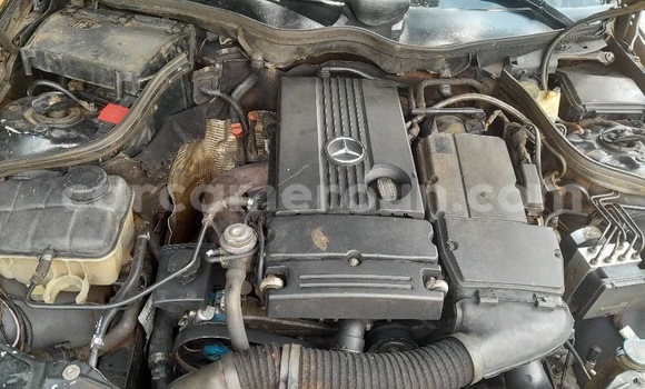 Acheter Occasion Voiture Mercedes‒Benz C-klasse Noir à Yaoundé, Central Cameroon Acheter Occasion Voiture Mercedes‒Benz C-klasse Noir à Yaoundé, Central Cameroon