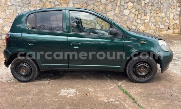 Acheter Occasion Voiture Toyota Yaris Vert à Yaoundé, Central Cameroon Acheter Occasion Voiture Toyota Yaris Vert à Yaoundé, Central Cameroon