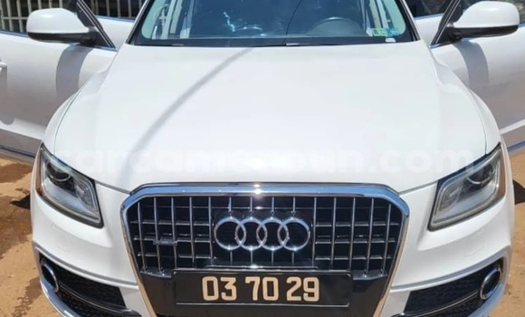 Sayi Na hannu Audi Q5 White Mota in Yaounde a Babban Kamaru
