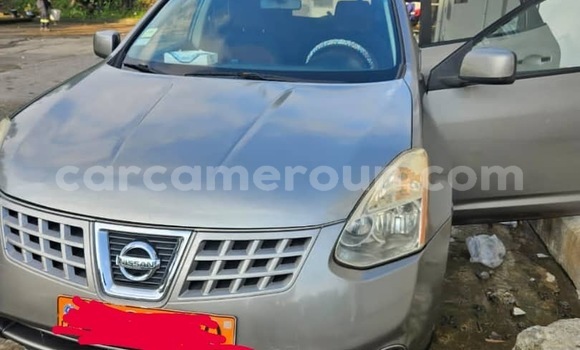 Buy Used Nissan Rogue Silver Car in Douala in Littoral Cameroon