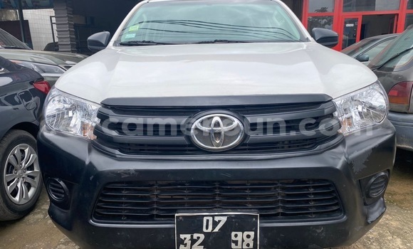 Acheter Occasion Voiture Toyota Hilux Blanc à Douala, Littoral Cameroon Acheter Occasion Voiture Toyota Hilux Blanc à Douala, Littoral Cameroon