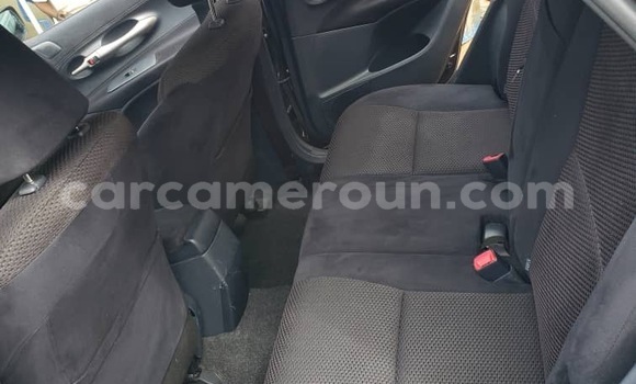 Sayi Sabo Toyota Blade Sauran Mota in Yaounde a Babban Kamaru Sayi Sabo Toyota Blade Sauran Mota in Yaounde a Babban Kamaru