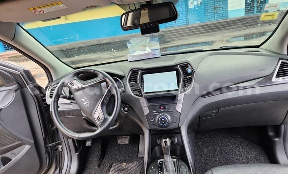 Buy Import Hyundai Santa Fe Silver Car in Douala in Littoral Cameroon Buy Import Hyundai Santa Fe Silver Car in Douala in Littoral Cameroon