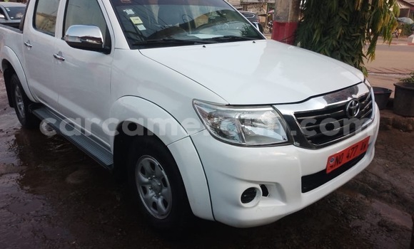 Acheter Occasion Voiture Toyota Hilux Blanc à Douala, Littoral Cameroon Acheter Occasion Voiture Toyota Hilux Blanc à Douala, Littoral Cameroon