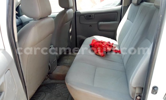 Acheter Occasion Voiture Toyota Hilux Blanc à Douala, Littoral Cameroon Acheter Occasion Voiture Toyota Hilux Blanc à Douala, Littoral Cameroon